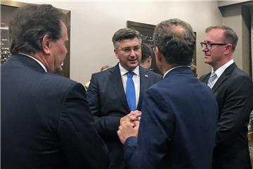 Premijer Plenković sastao se u New Yorku s predstavnicima hrvatske zajednice 