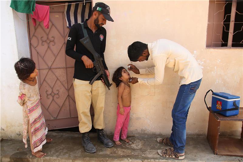 PAKISTAN HEALTH POLIO VACCINATION