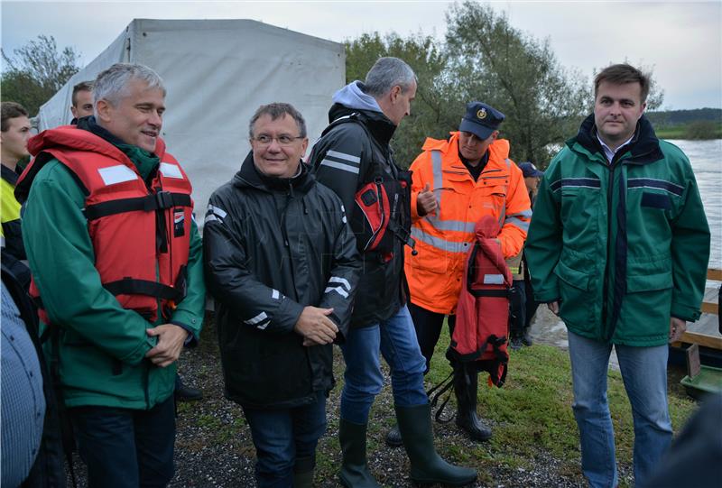 Ministar Ćorić u Karlovcu o potrebi završetka sustava obrane od poplave