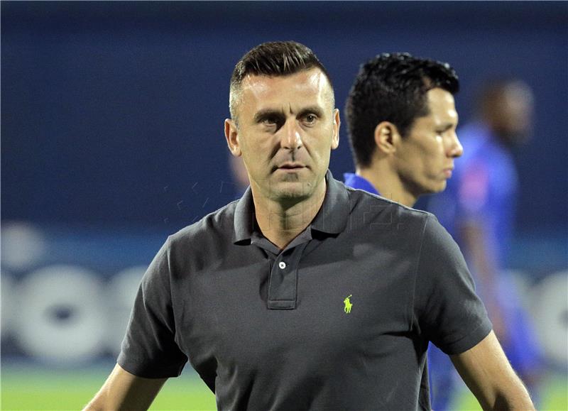 Dinamo coach attacked