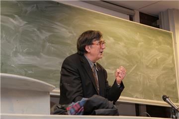 Bruno Latour.jpg