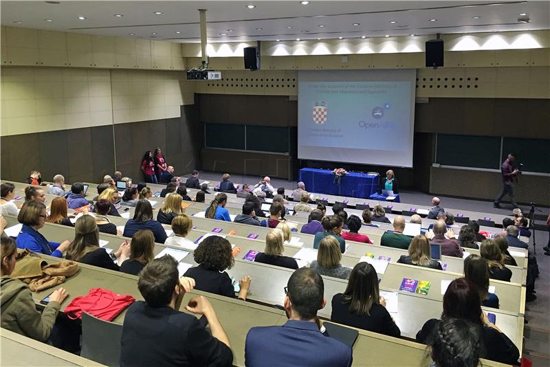 Počela konferencija PUBMET2017 koja se zauzima za otvorenu znanost, a protiv profita velikih izdavača 