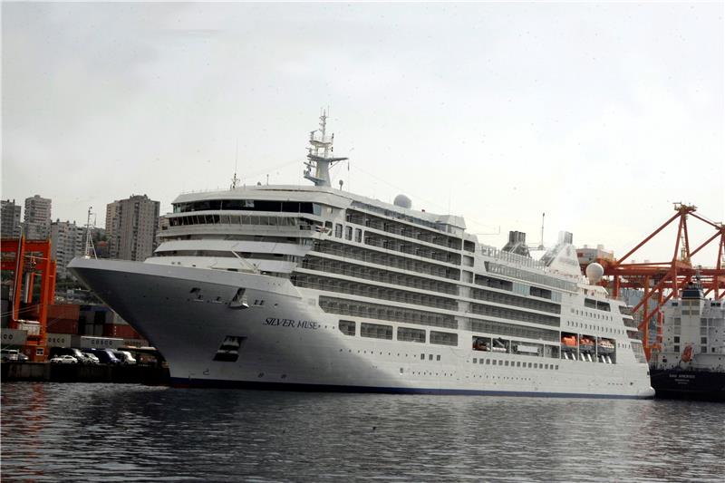 Number of foreign cruise ships visiting Croatia keeps falling