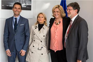 MEP Picula talks to Commissioner Cretu about European islands