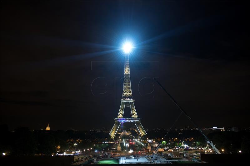 FRANCE EIFFEL TOWER