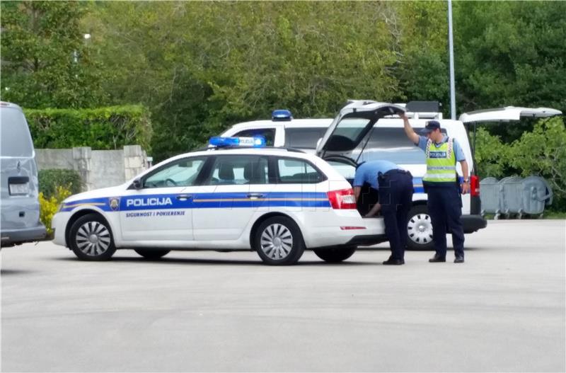 U naletu autobusa u Konavlima poginule dvije osobe