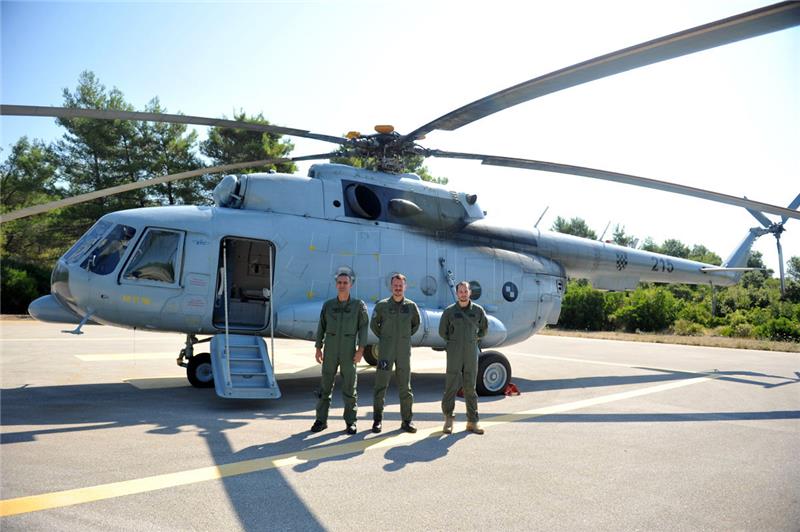 MORH: Vojnim helikopterima s otoka zbrinuto osam pacijenata