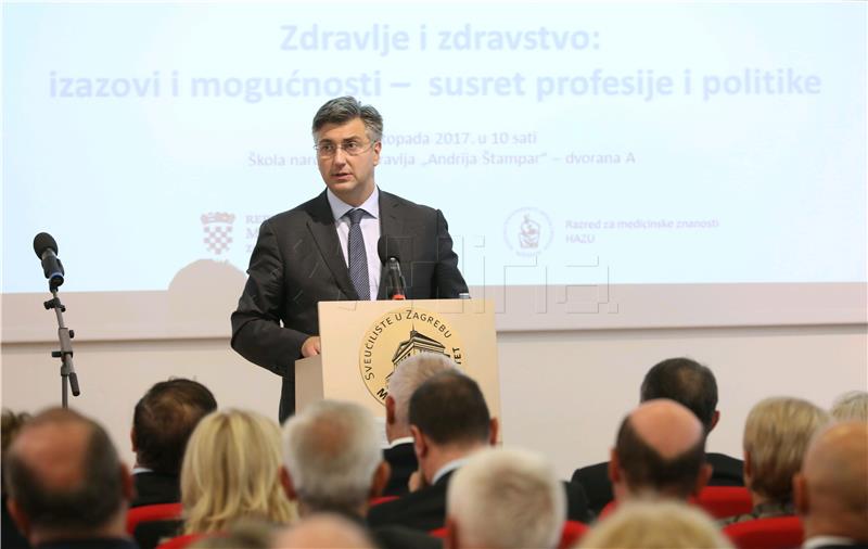  Održava se stručno znanstveni skup 'Zdravlje i zdravstvo: izazovi i mogućnosti - susret profesije i politike'