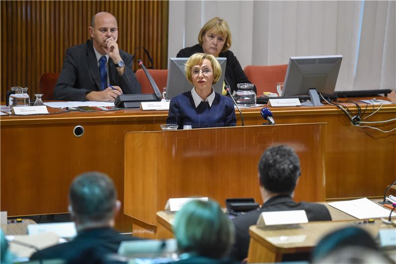 Zbog starenja stanovništva Slovenija sprema novi doprinos za dugotrajnu njegu