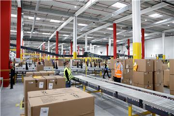 FRANCE BUSINESS AMAZON FACTORY