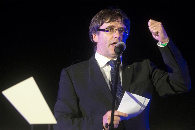 Puigdemont: Katalonija će proglasiti neovisnost "u roku od nekoliko dana"