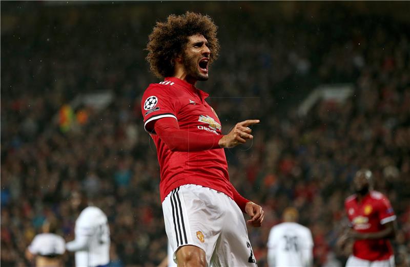 Fellaini će produžiti ugovor s Manchester Unitedom