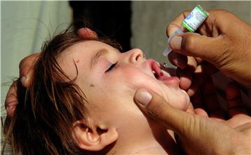 AFGHANISTAN HEALTH POLIO VACCINATION