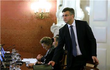 ISPRAVAK VIJESTI: Plenković: Bizarne su tvrdnje da vlada ne podržava posjet predsjednice Rusiji