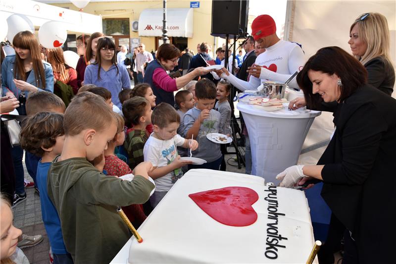 Vinkovci: Proslava 20. rođendana akcije Kupujmo hrvatsko