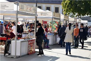 Vinkovci: Proslava 20. rođendana akcije Kupujmo hrvatsko