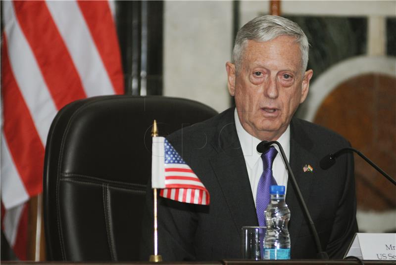 Mattis: Prihvatit ćemo predaju džihadista u Raki