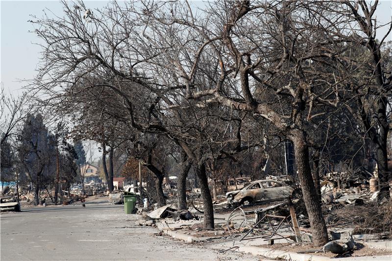 Kalifornijski vatrogasci napreduju, zadnji podaci 35 žrtava 