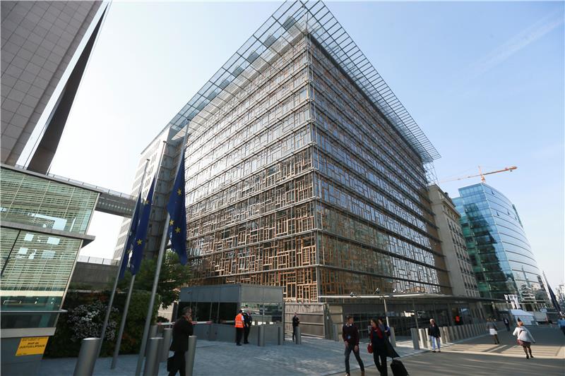 BELGIUM EU COUNCIL BUILDING EVACUATE