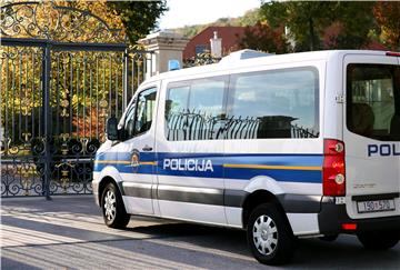 Policija u Kulmerovim dvorima