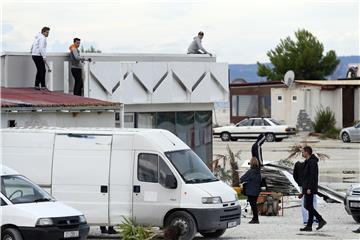 Građevinska inspekcija započela s rušenjem objekata na plaži u Splitu