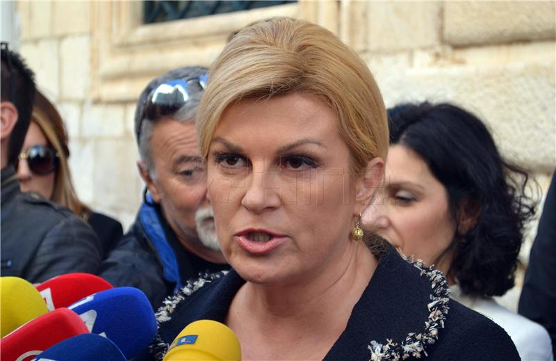 Predsjednica Grabar-Kitarović dala izjavu za medije u Dubrovniku