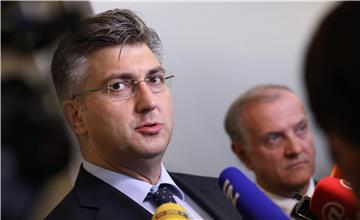 Plenković: Prerano je govoriti kako će u budućnosti funkcionirati Agrokor