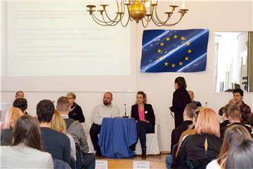 Project combating xenophobia, racism against refugees presented