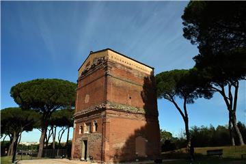 ITALY ARCHAEOLOGY APPIA ANTICA