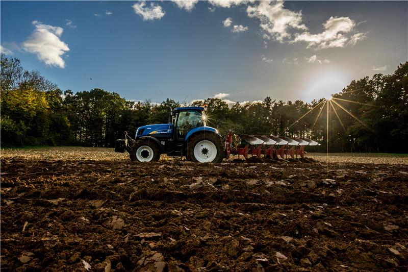 BELGIUM PLOWING FIELD