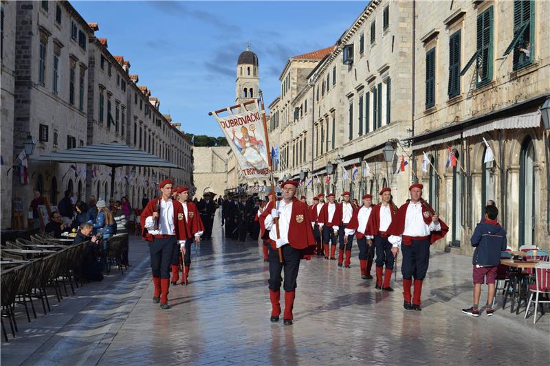 Proslava 25. obljetnice vojno redarstvenih operacija oslobođenja juga Hrvatske u Dubrovniku