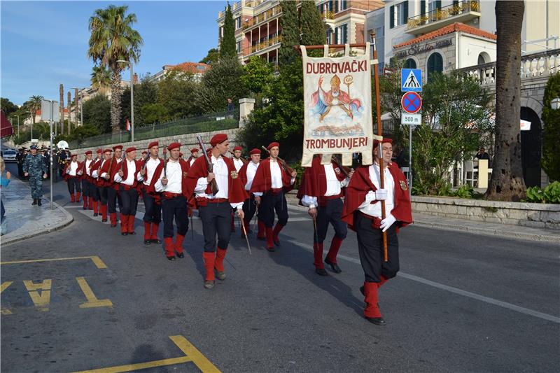 Proslava 25. obljetnice vojno redarstvenih operacija oslobođenja juga Hrvatske u Dubrovniku