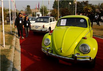 INDIA KASHMIR VEHICLE EXHIBITION