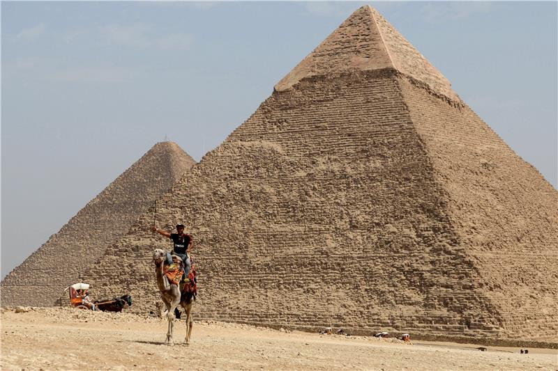 (FILE) EGYPT SCAN KHUFU PYRAMID DISCOVERY