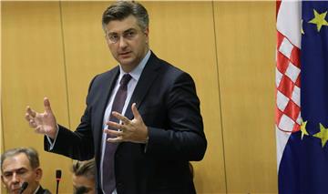 Plenković: Plinofikacija bi trebala riješiti problem onečišćenja zraka u S. Brodu