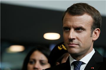 Macron tvrdi da će IS uskoro biti potpuno vojno svladan