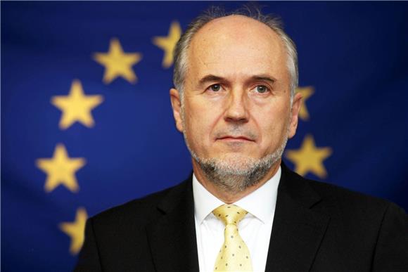 Inzko: Nationalism and challenges to Peace Agreement obstruct Bosnia's EU path