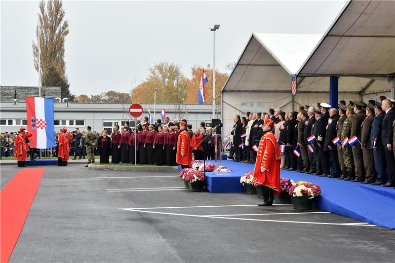 Svečano otvorenje vojarne '204. brigade Hrvatske vojske'