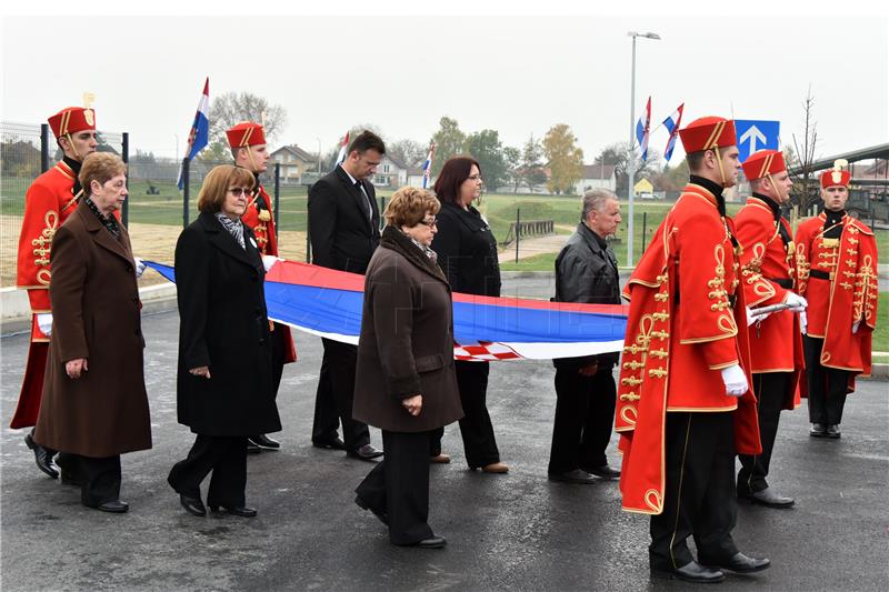 Svečano otvorenje vojarne '204. brigade Hrvatske vojske'