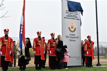 Svečano otvorenje vojarne '204. brigade Hrvatske vojske'