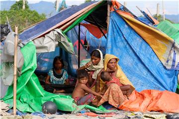 MYANMAR PHOTO SET ROHINGYA CONFLICT