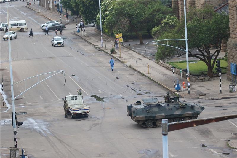 ZIMBABWE CRISIS MILITARY CONTROL