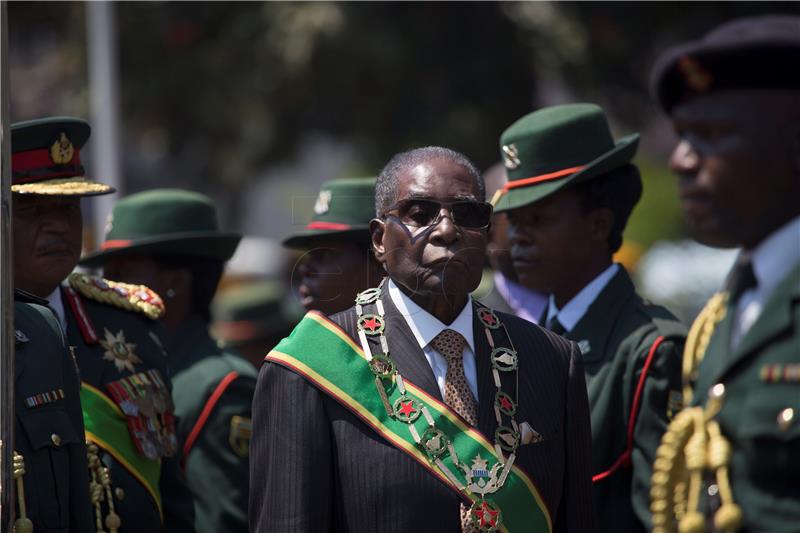 Robert Mugabe - revolucionarni junak ili čovjek koji je uništio Zimbabve? 