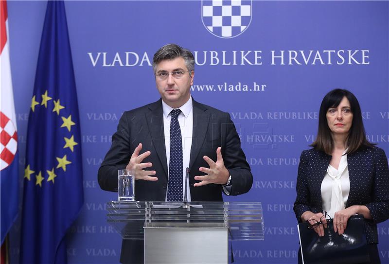 Konferencija za medije premijera Plenkovića i ministrice Divjak