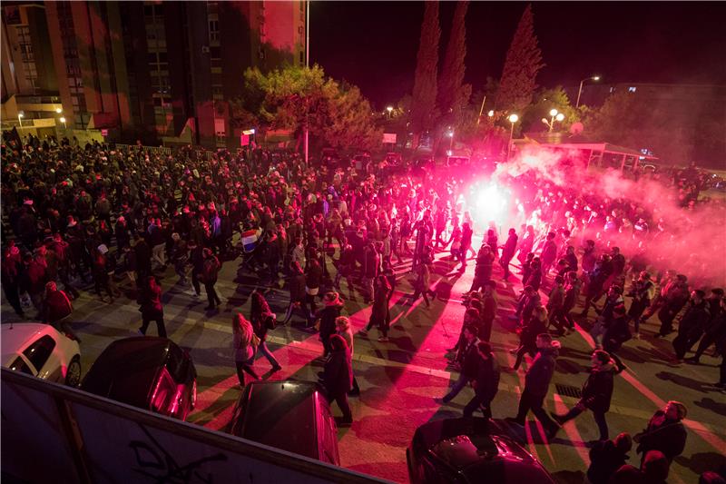 Split: Odana počast svim žrtvama u Vukovaru