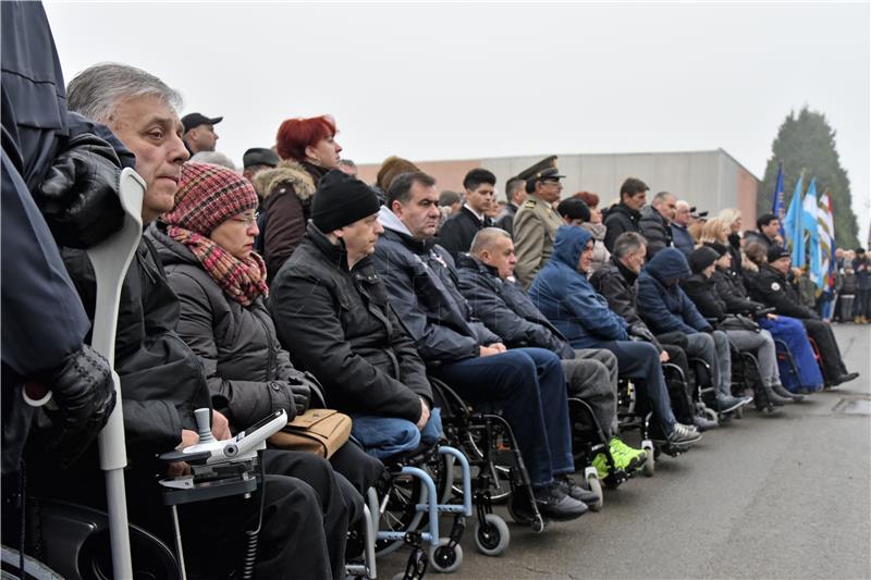 Obilježena 26. obljetnica stradanja vukovarske četvrti Borovo naselje