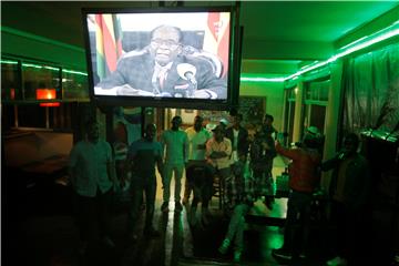 Mugabe odbio podnijeti ostavku, šokirao Zimbabve