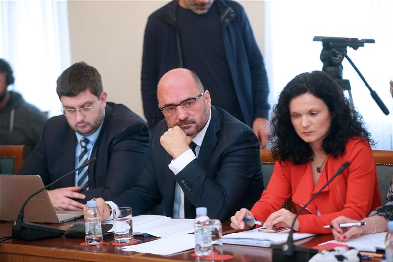 HNS MP: Agrokor commission ceases to exist in line with law; Opposition outraged