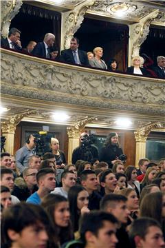 Predsjednica na svečanoj akademiji povodom 390 godina osnutka Prve riječke hrvatske gimnazije