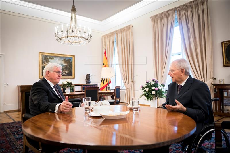 Socijaldemokrati razmatraju nastavak koalicije s Merkel